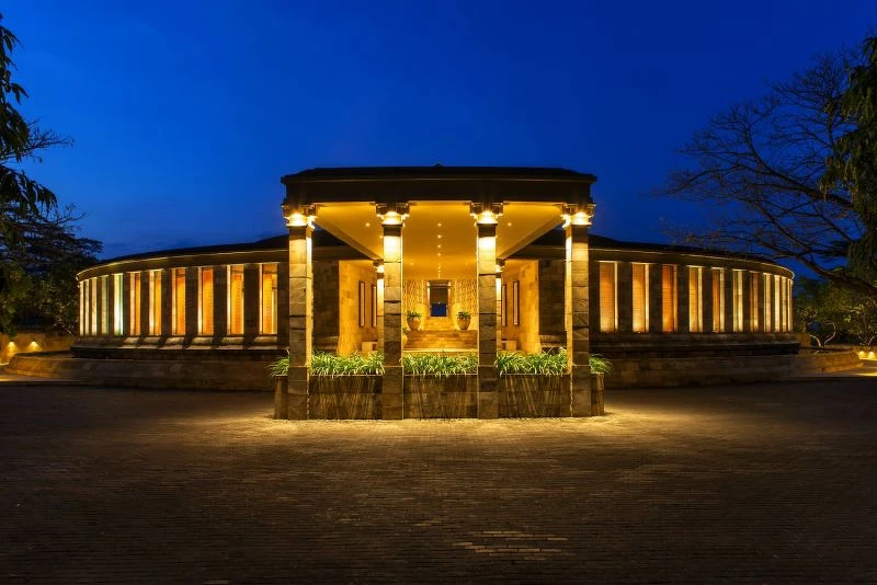 安縵齊和 Amanjiwo。 安縵齊和 Amanjiwo。